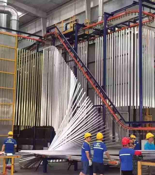 鋁型材立式噴涂-工業鋁型材生產廠家